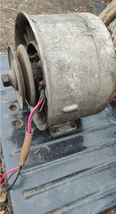 Продам генератор Запорожець