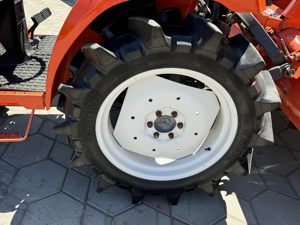 Kubota X-24 мини-трактор из Японии
