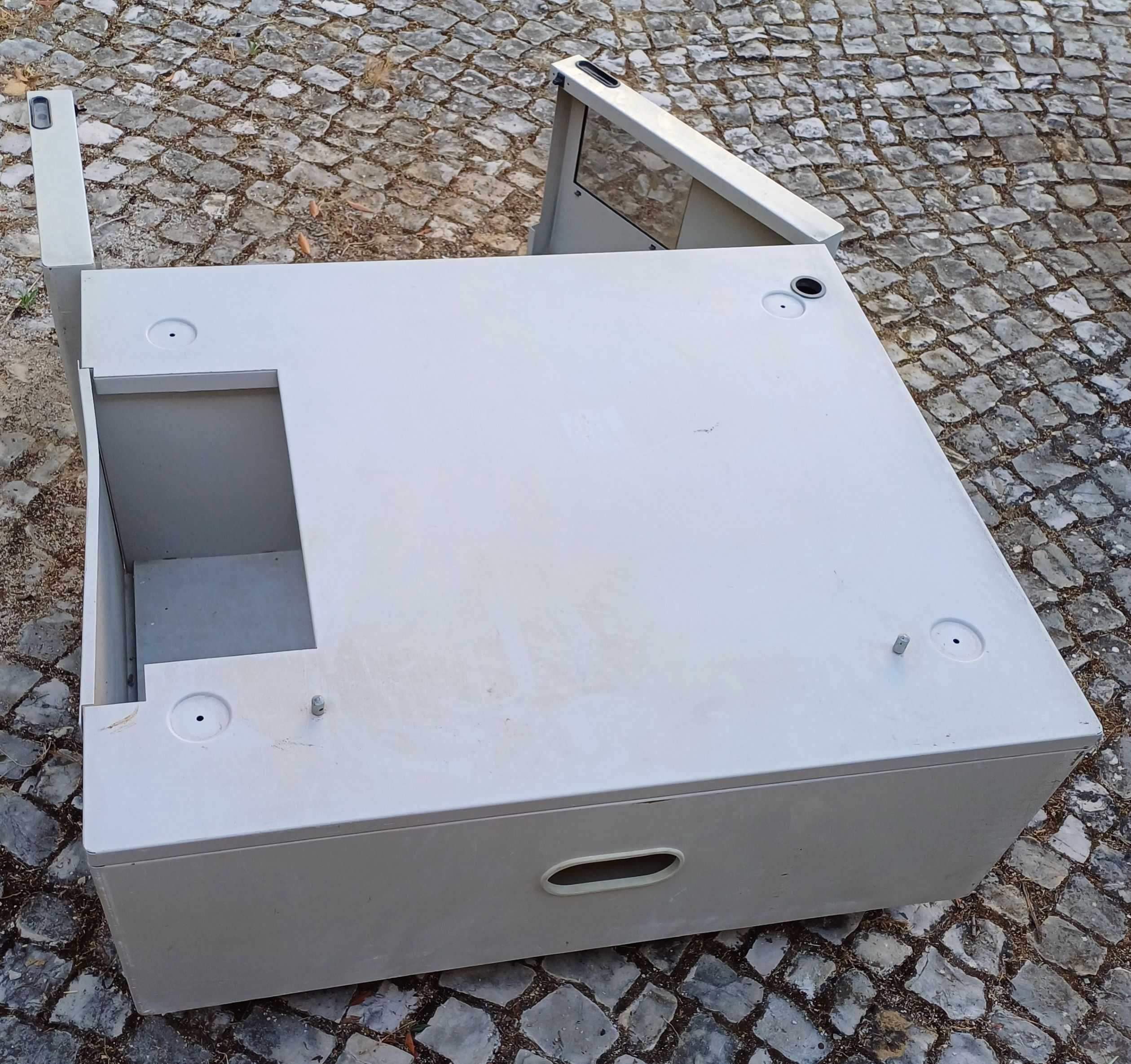 Mesa suporte de Fotocopiadora/impressora etc usada
