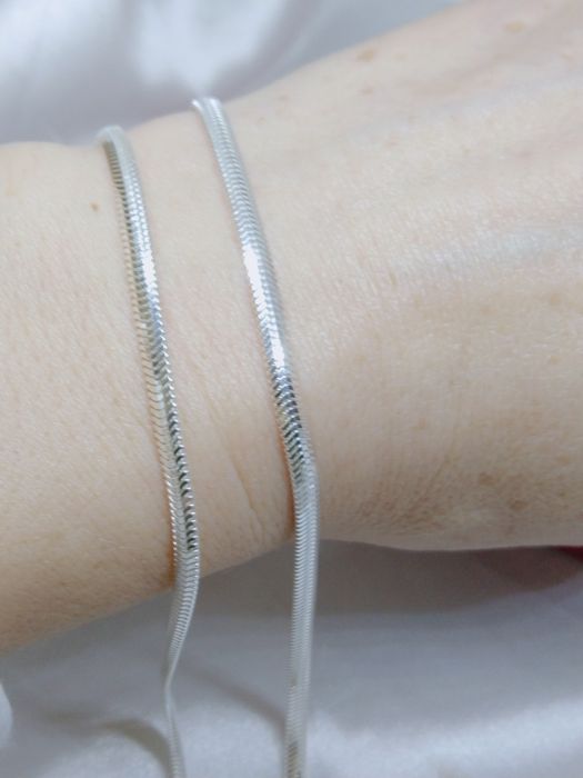 Piękny srebrny łańcuszek kolia taśma Żmijka, srebro 925, dł. 45 cm