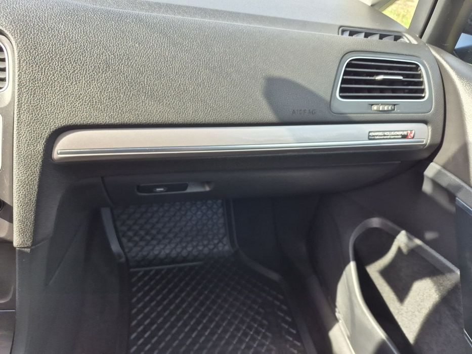 Продам Volkswagen e-Golf