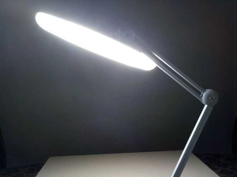 Лампа бестеневая 117 LED на струбцине LAMP-9501LED с диммингом