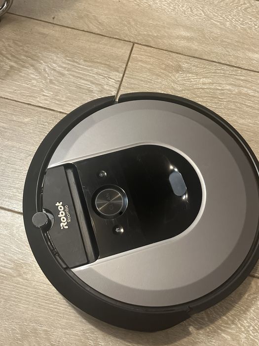 Roomba Robot i7 jak nowy