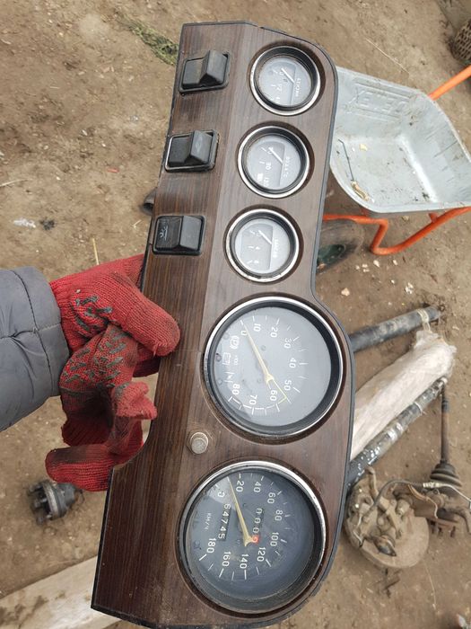 Панель приборов ВАЗ 2101- 06