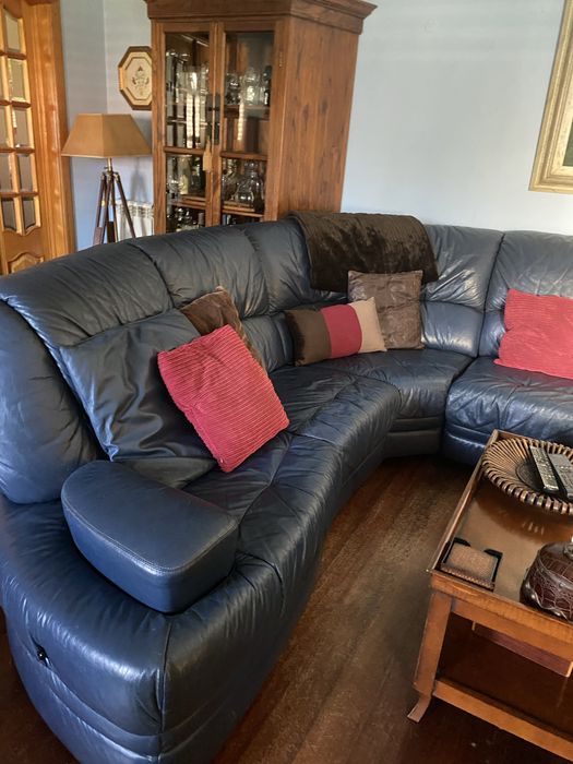 Sofa em pele de 6 lugares