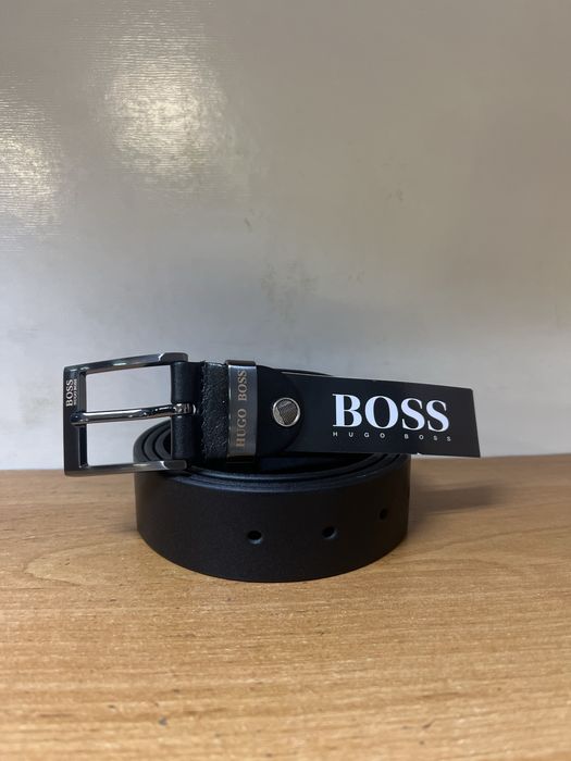 Чоловічий ремінь Hugo Boss чорний (класичний стиль)