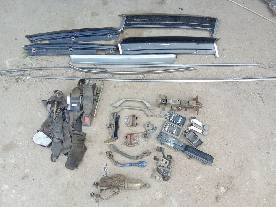 Продам задні стойки bluebird