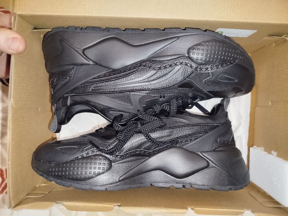 Нові кросівки RS-X Efekt S&P Sneakers