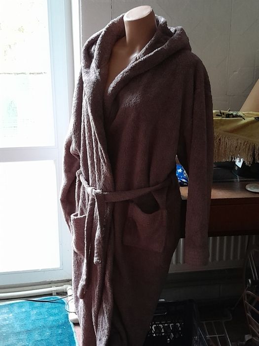 Продам б/ махровый халат 58 размера