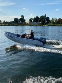 łódź motorowa Summer Fun 365 z polierytanu