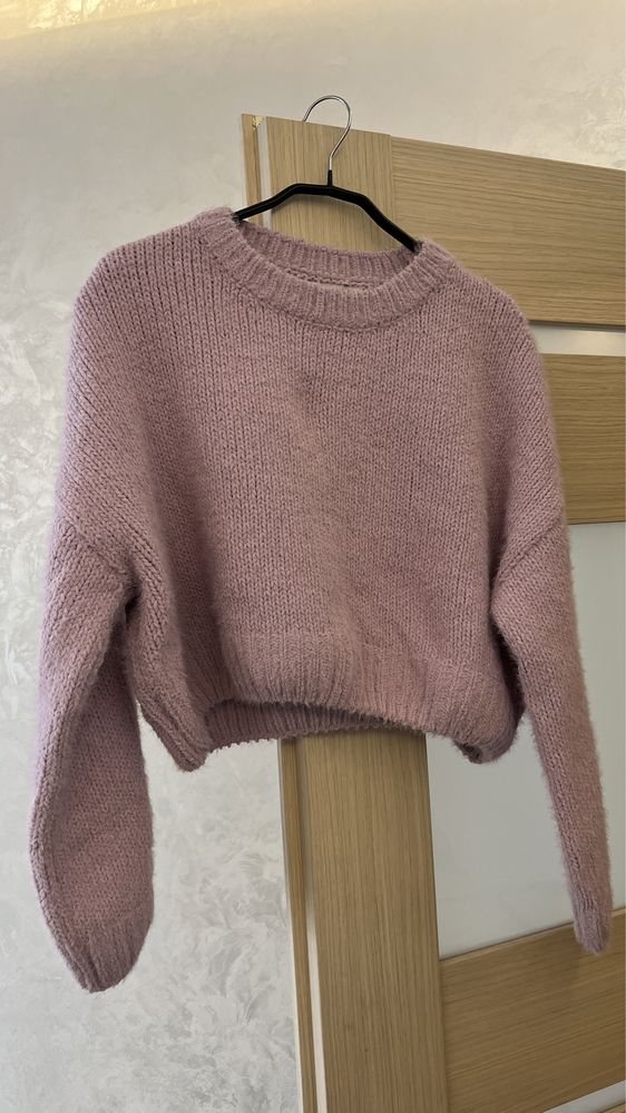 Продам 2 свитера