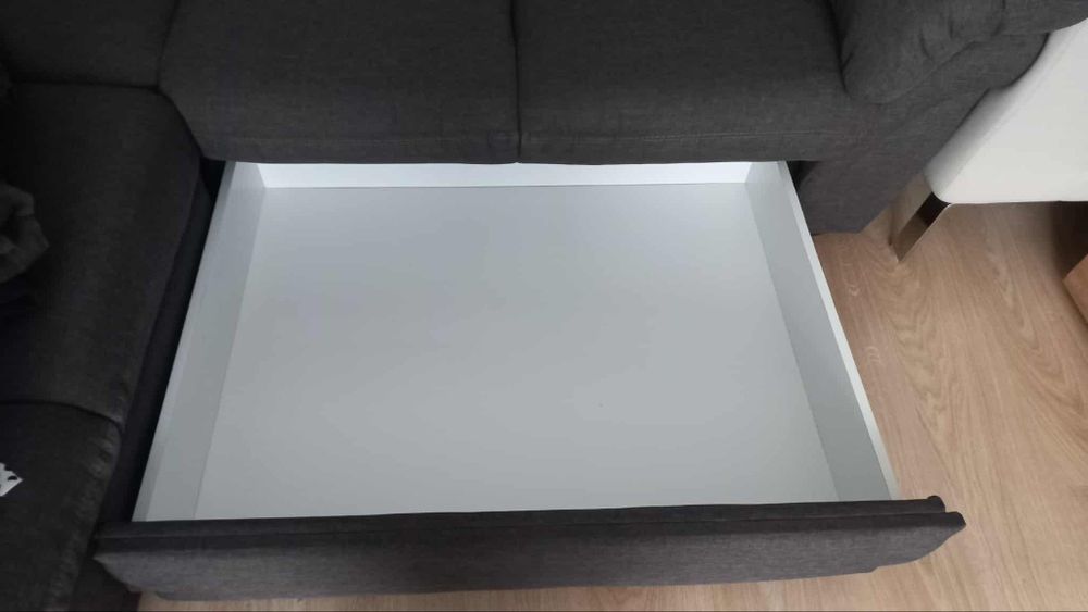 Sprzedam narożnik widoczny na zdjęciu cena 1800zl do lekkiej negocjacj