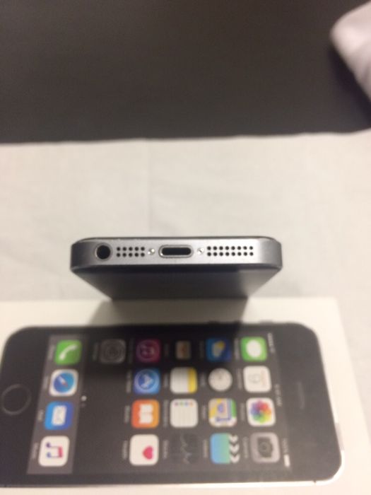 IPhone 5s 16gb space gray desbloqueado