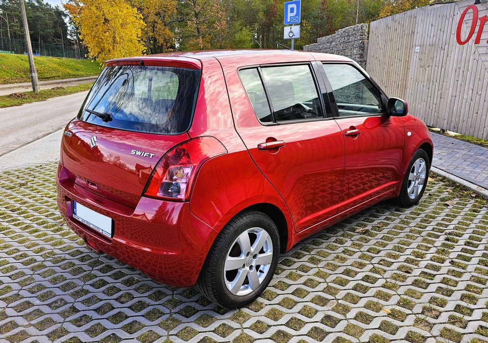 Suzuki Swift 2009 r. 57 tys. km, stan idealny jak nowy, Salon Polska