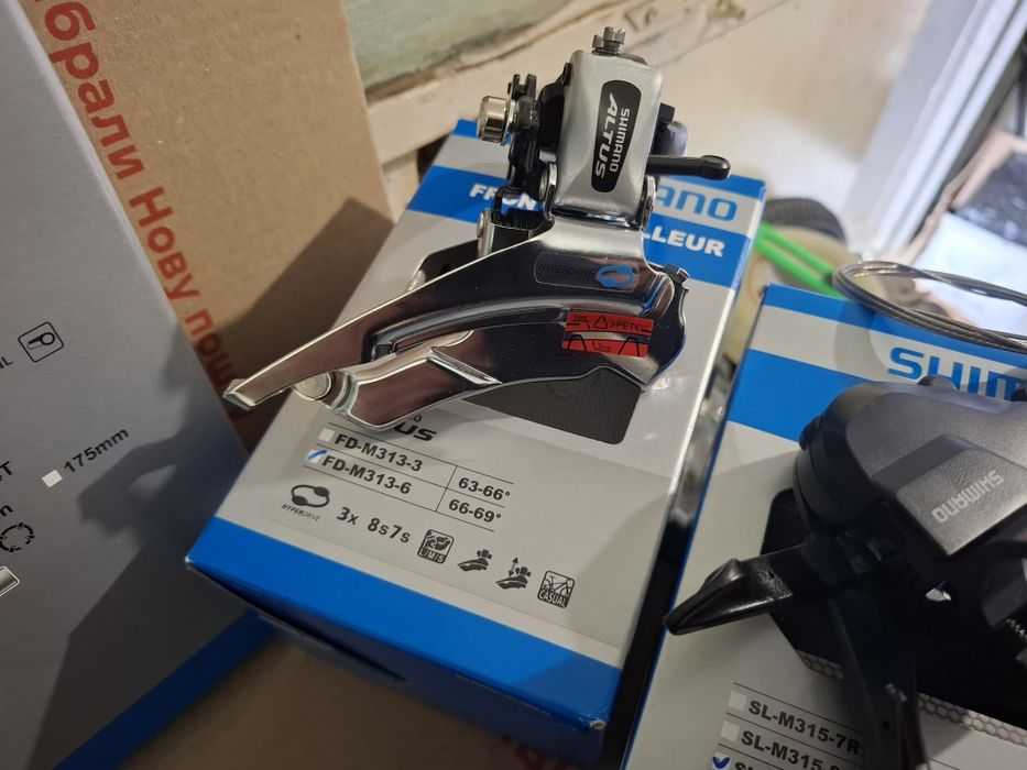 ВЕЛОсипедный оригинальный групсет Shimano ALTUS 3x8 скоростей.