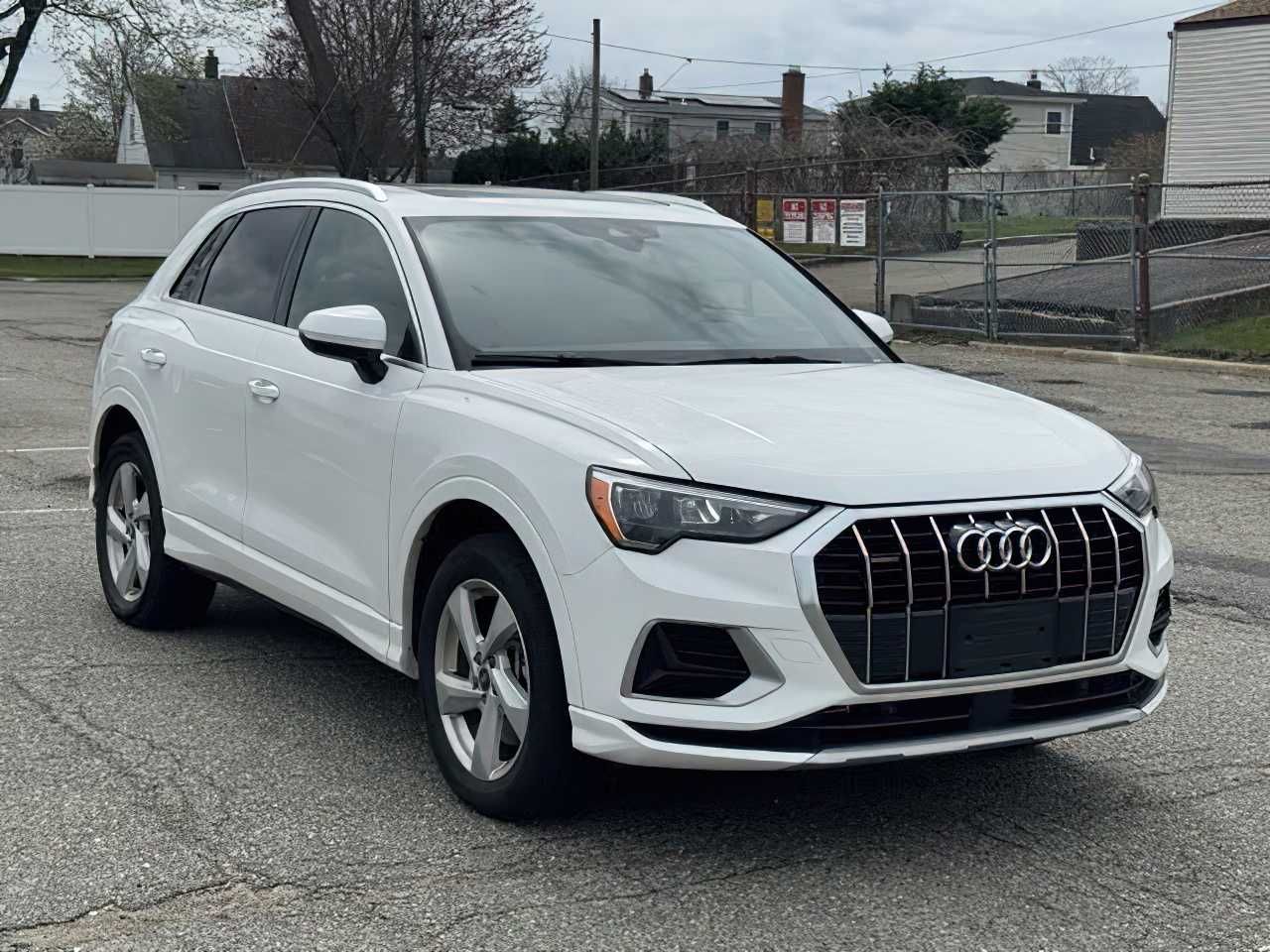 Audi Q3 2021 White