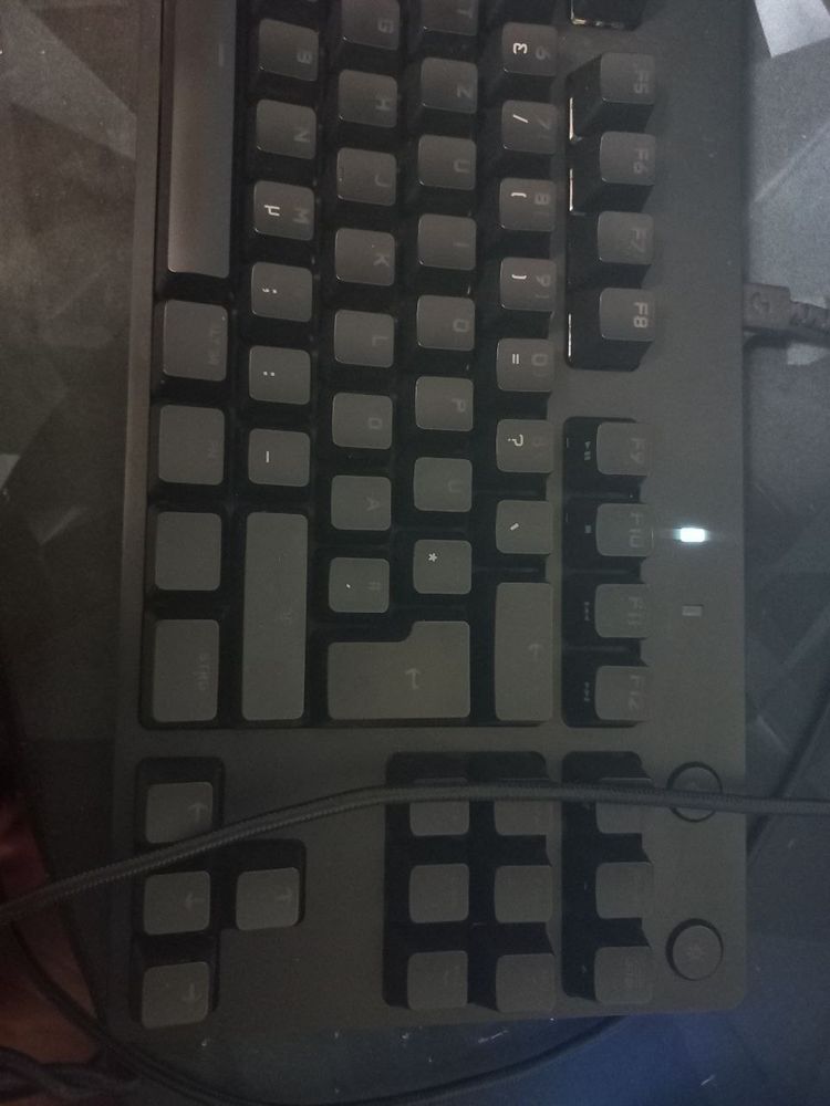 Клавіатура Logitech g pro