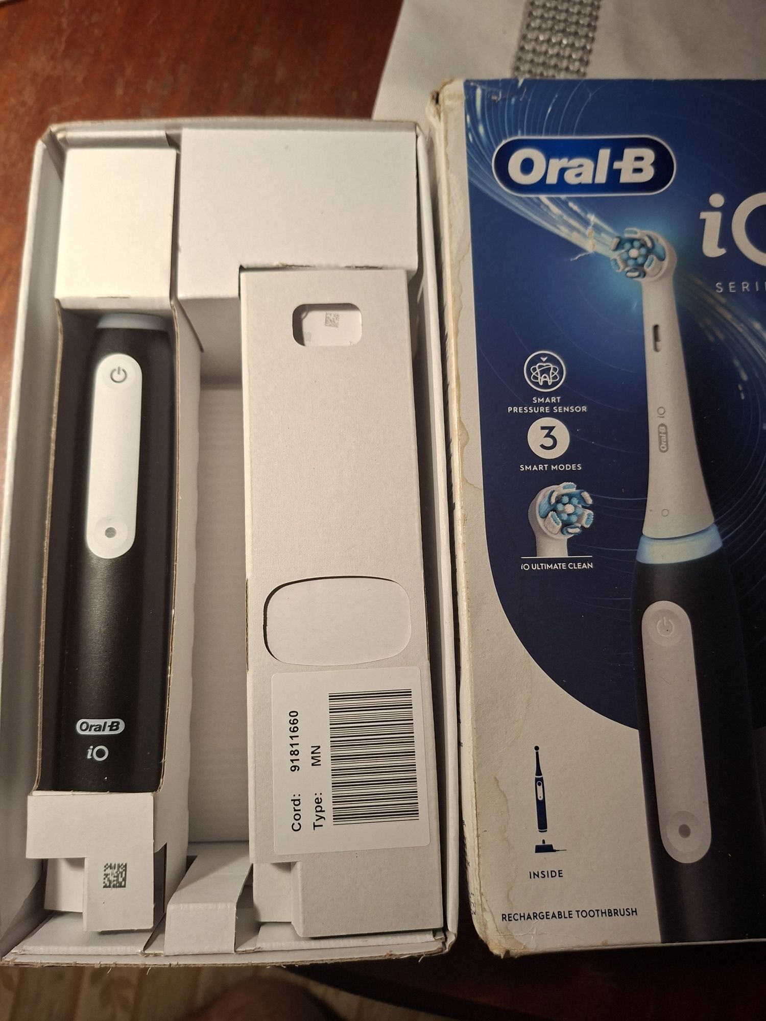 Szczoreczka do zębów Oral-b io 3