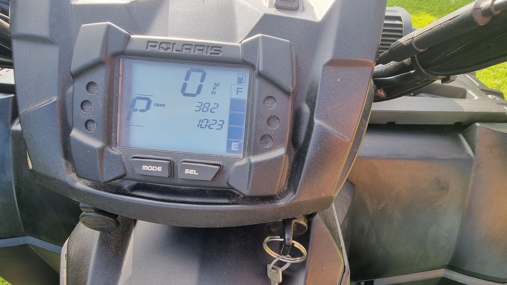 QUAD Polaris Sportman 850 XP -przebieg tylko 382 km