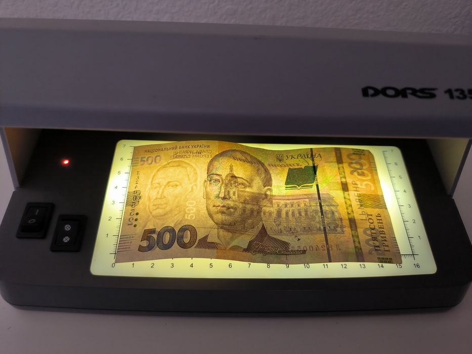 Детектор валют DORS 135