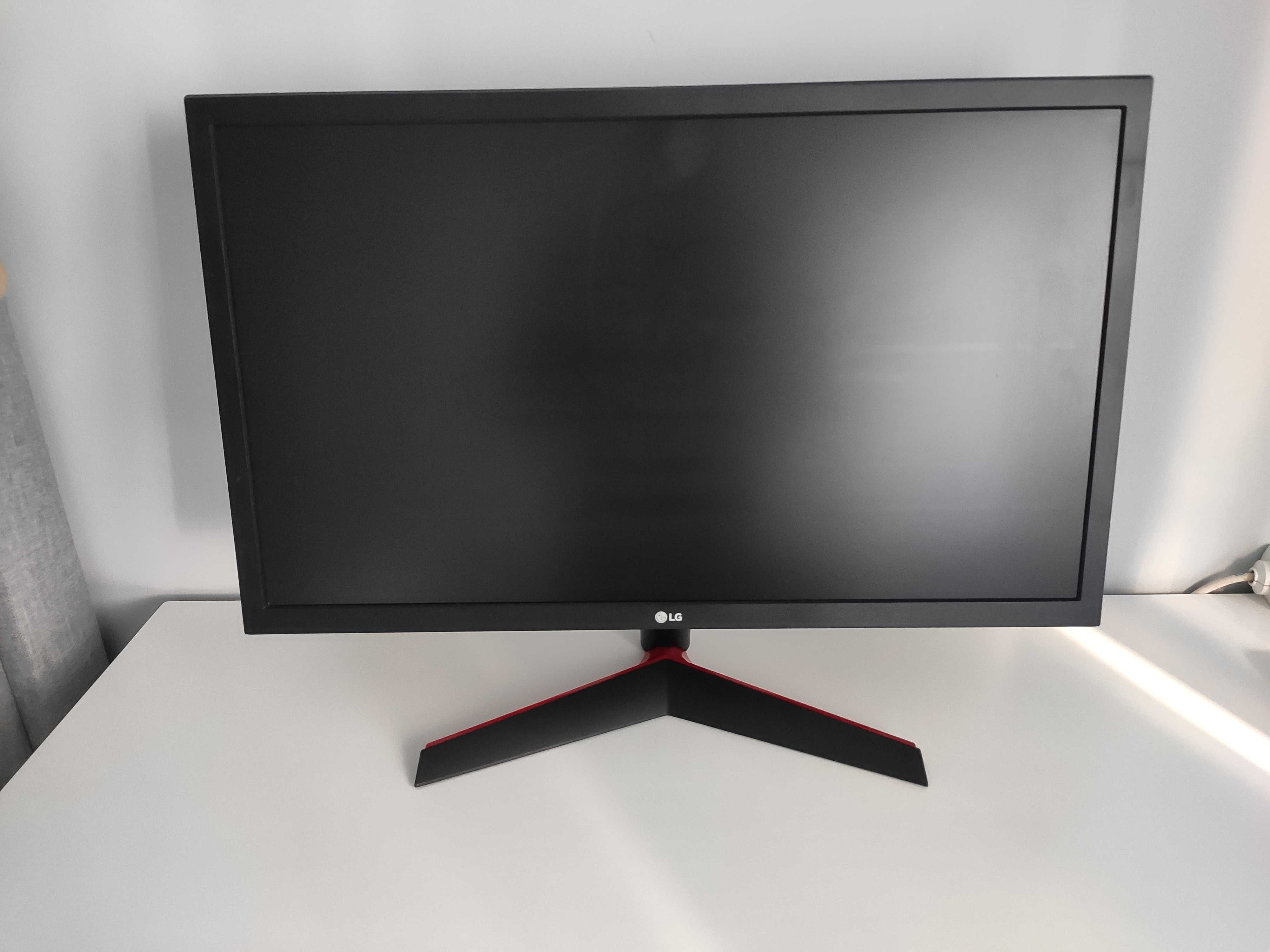 Monitor Gaming LG 24GL600F-B (24'' - 1 ms - 144 Hz - FreeSync)