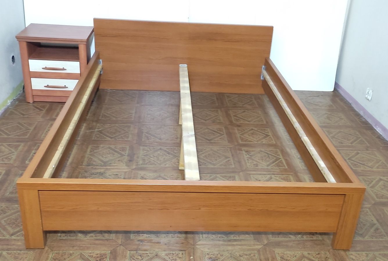 Łóżko BRW 140x200..Z Materacem FDM.
