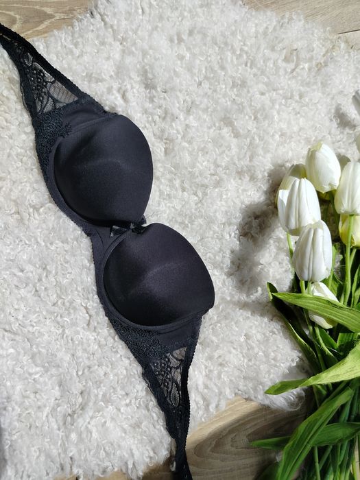 biustonosze czarne braletka z koronką 75 B h