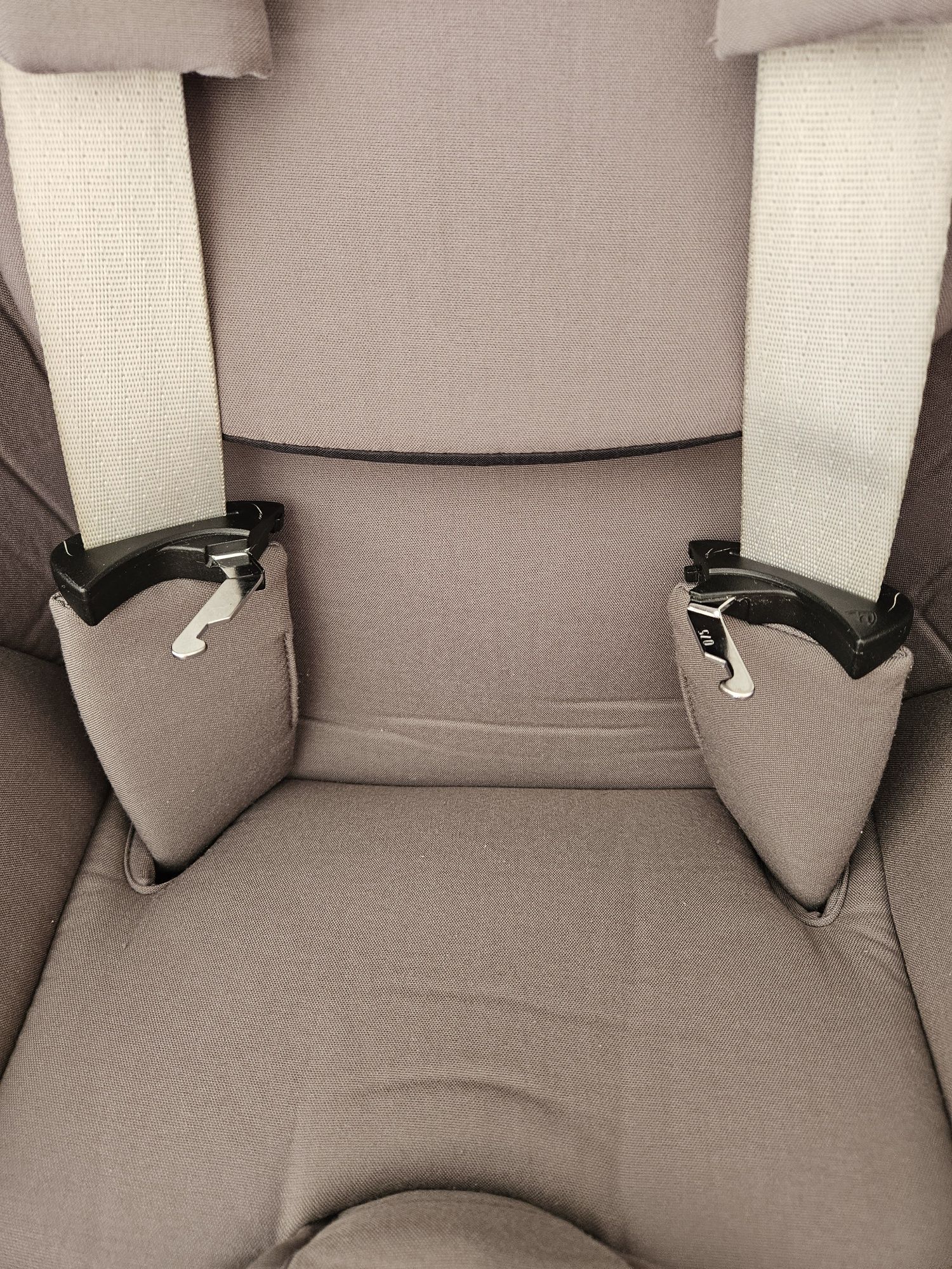 Cybex Sirona Z i-Size com base incluída