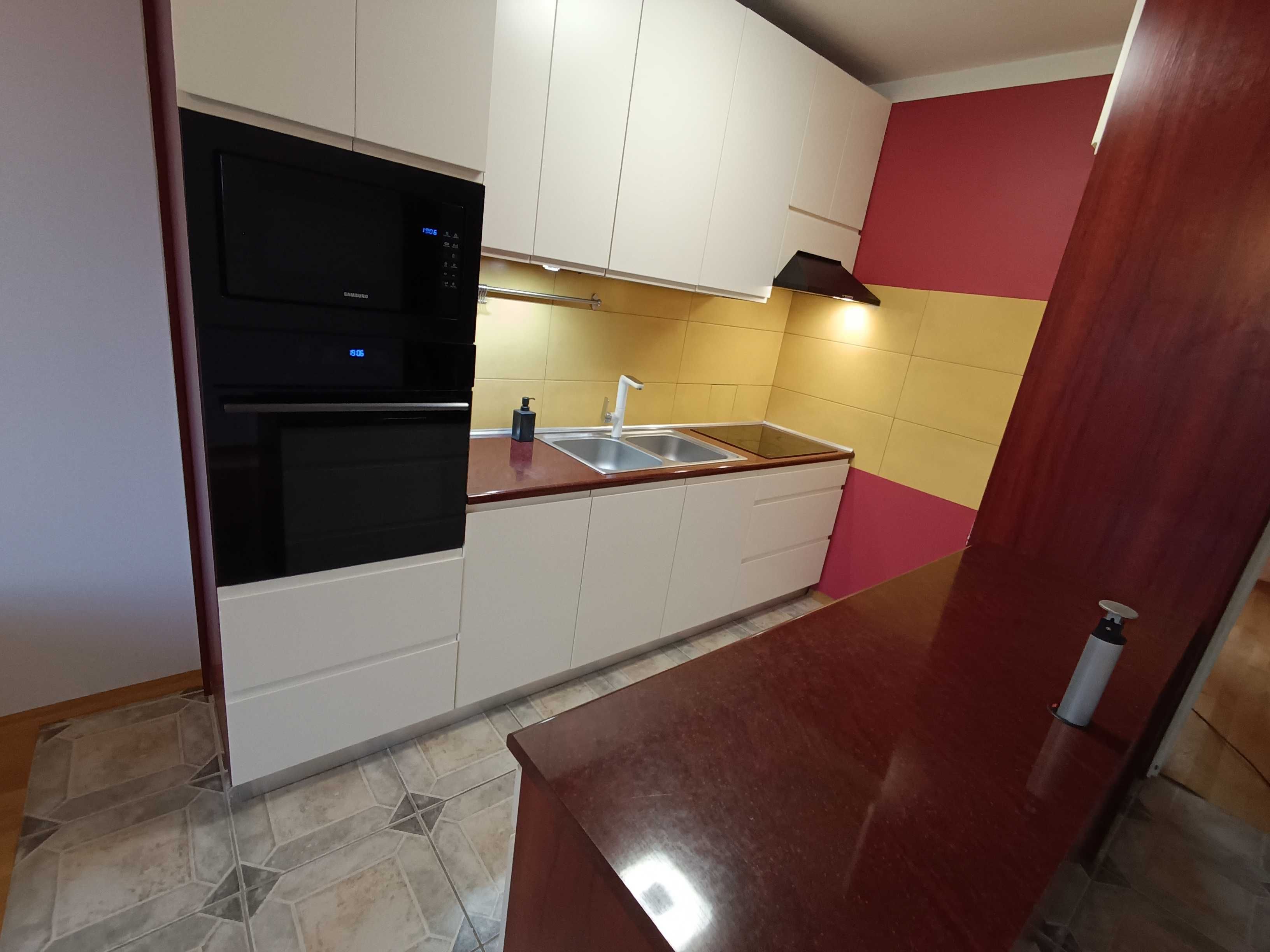 Malichy, 48m2 + 20m2 piwnicy + garaż + 3min do WKD, bezpośrednio