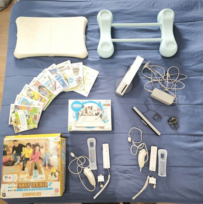WII com acessórios e jogos  excelente estado