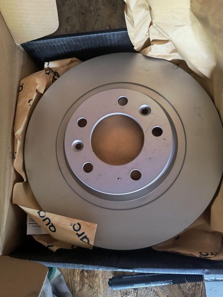 Tarcze hamulcowe Quaro QD7404 Tył Citroen Peugeot