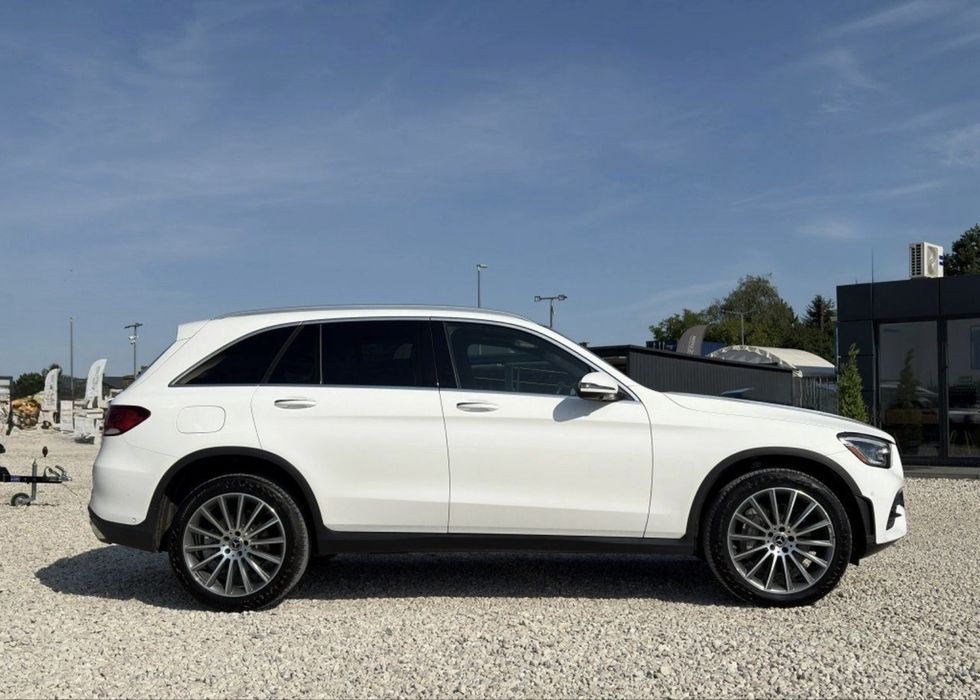 Mercedes GLC do Ślubu – Luksusowy Przejazd