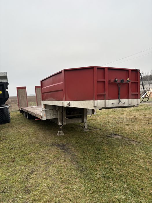 Naczepa niskopodwoziowa desot 22 tony w dowodzie najazdy hydrauliczne