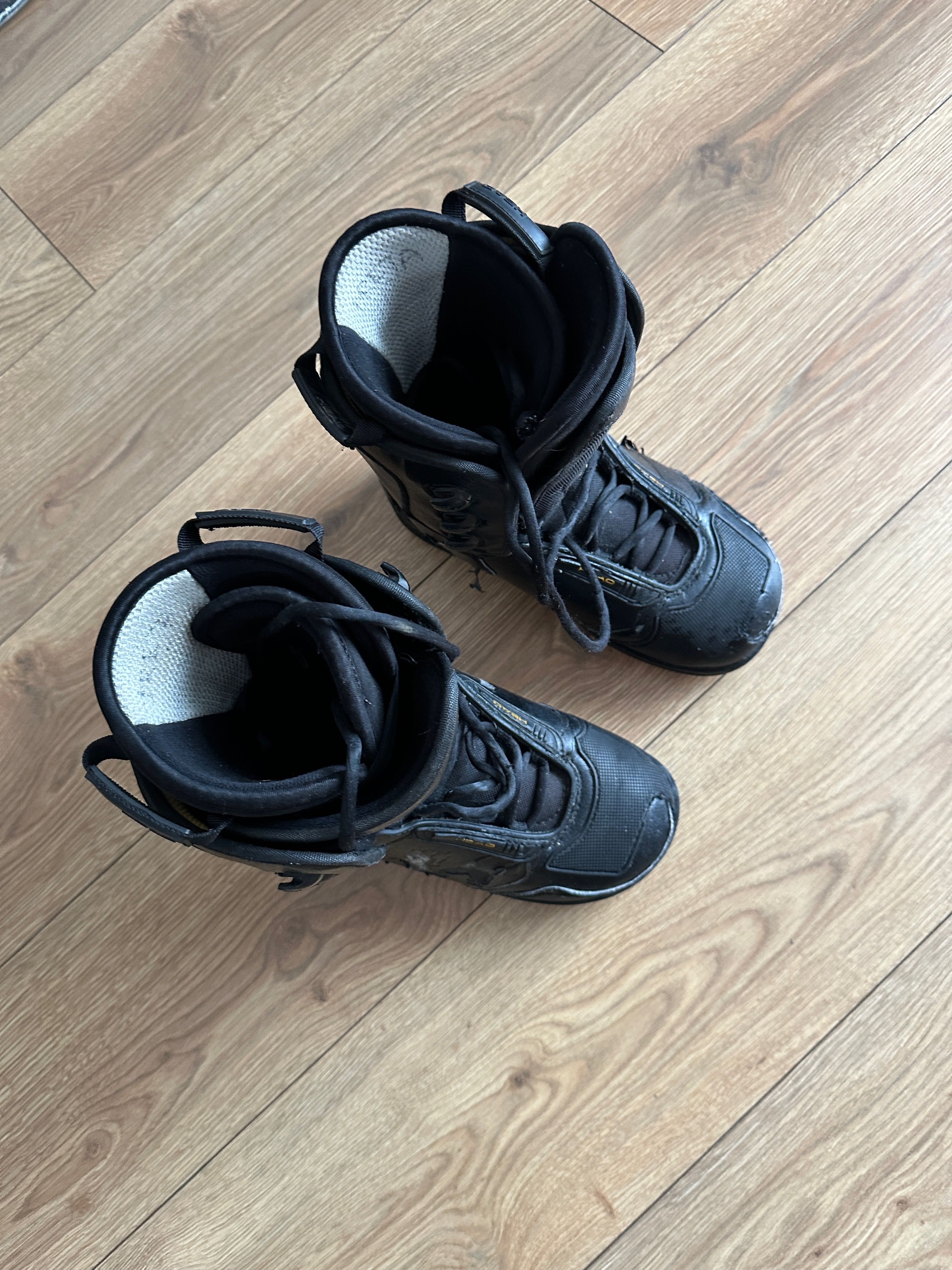 Buty snowboardowe HEAD rozmiar 40 / 25,5