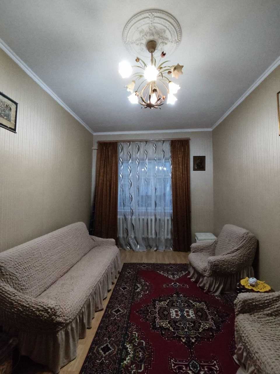 1 кімн в центрі Головна