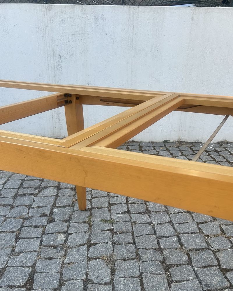 Mesa de Madeira (2Tampos)
