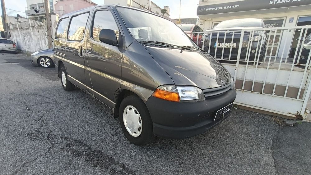 Toyota HiAce