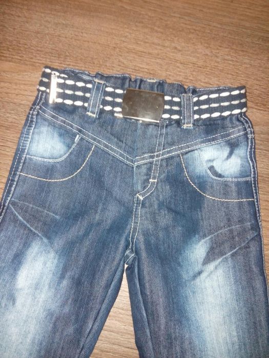 Модные джинсы на 1-1,5