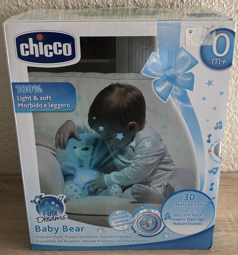 Miś z projektorem 3 w 1 lampka + kołysanki firmy Chicco