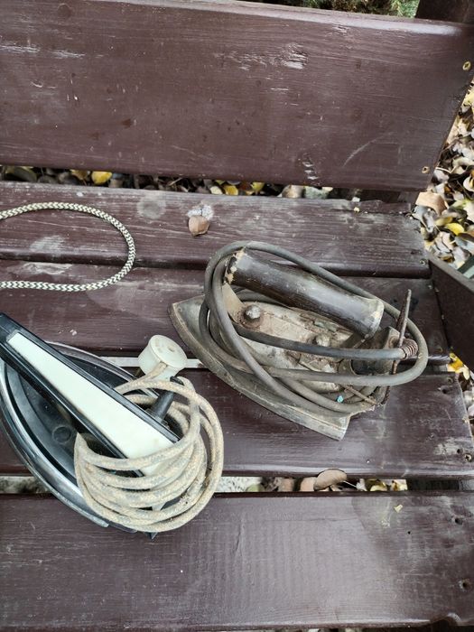 Продам  электро утюги