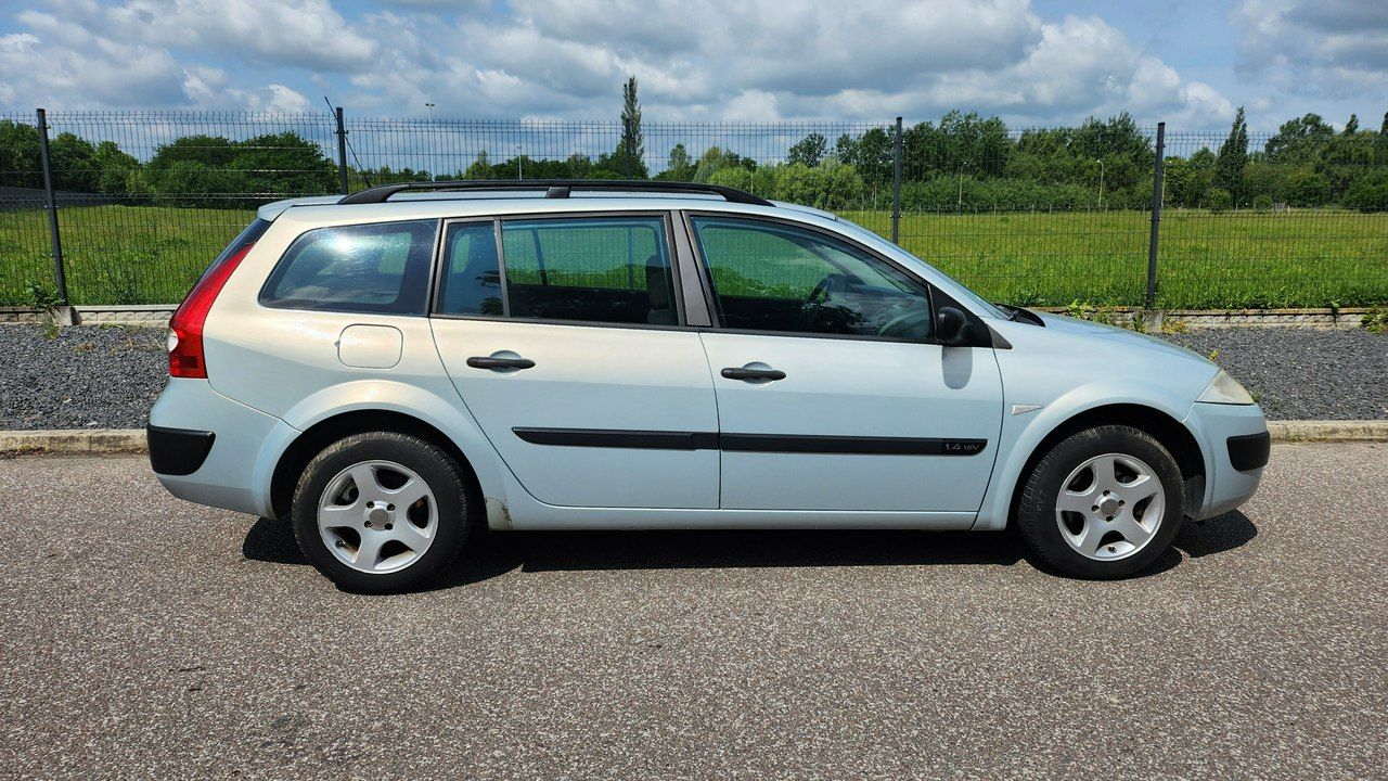 Renault Megane II 1.4 LPG GAZ 113KM Klima Relingi Alu Ładna FILM