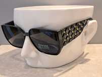 CHANEL czarne nowe damskie polaryzacyjne okulary zlote logo