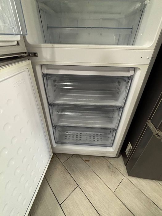 Холодильник Beko 2.m привезено з ЄС