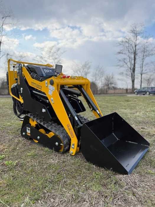 Mini ładowarka gąsienicowa MULTI Moc silnika: 8,5 KM / 6,3 kW 306cm3
