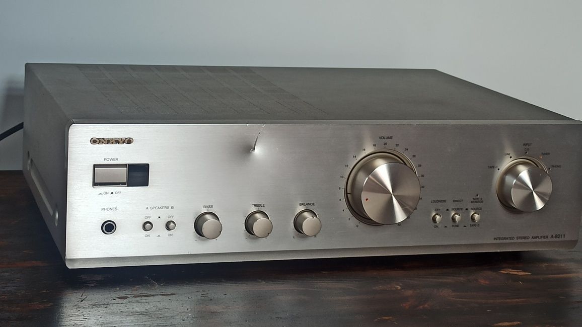 Wzmacniacz ONKYO A-9511 wysokiej klasy