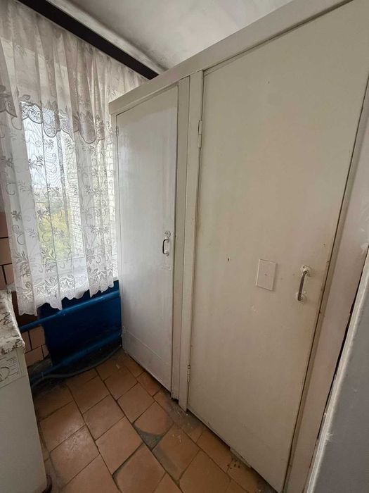 Здається в оренду кімната в гуртожитку: вул. Андрія Мельника, 31/2а
