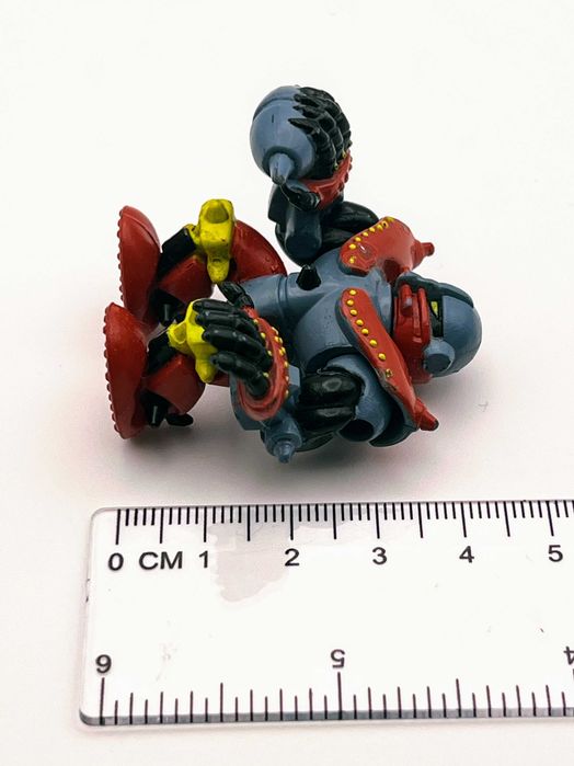 Nekor Figura de Coleção Z-Bots Galoob Micro Machines