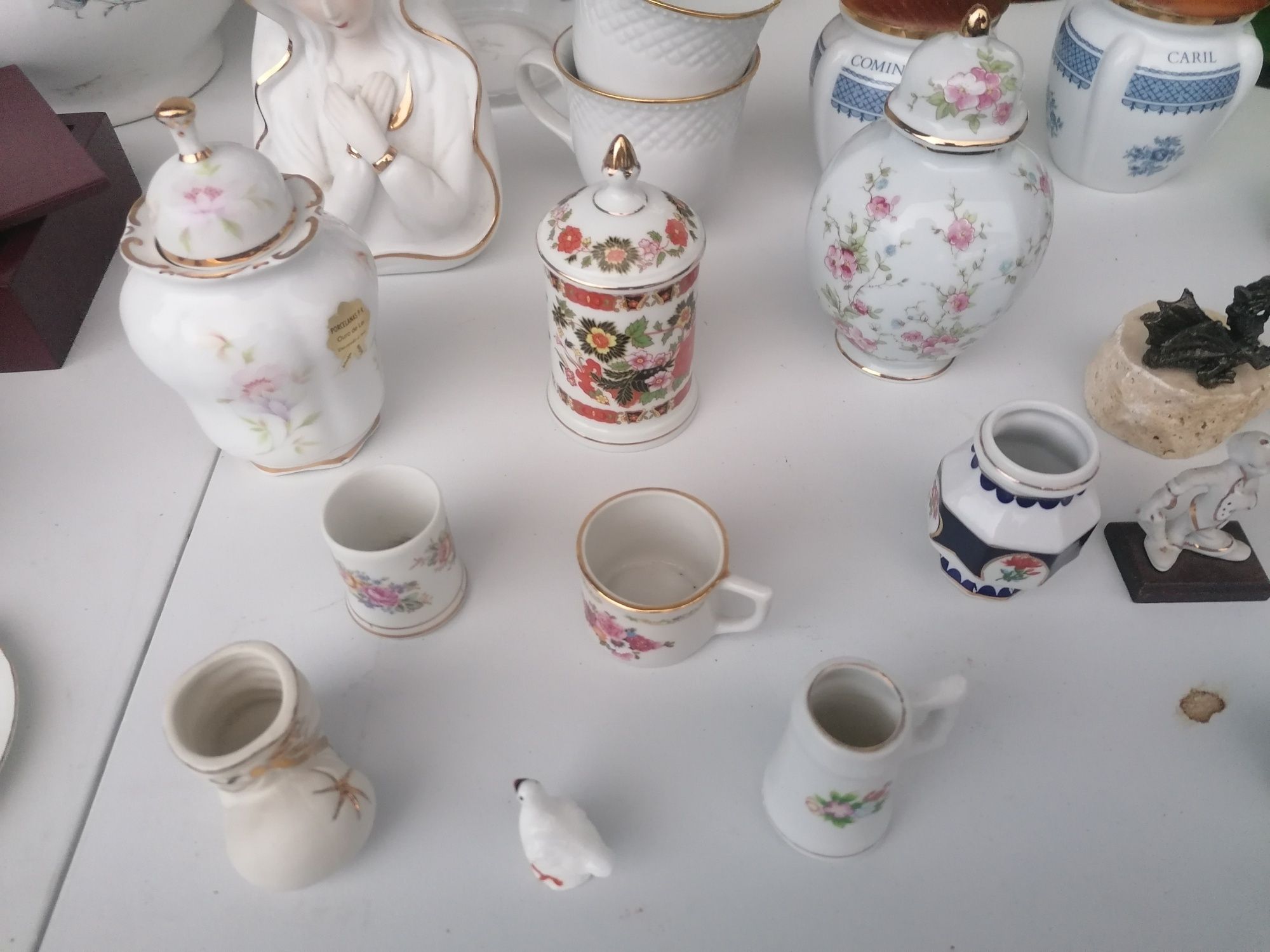 Artigos decoravativos : vista alegre, limoges... Lote com 50 peças