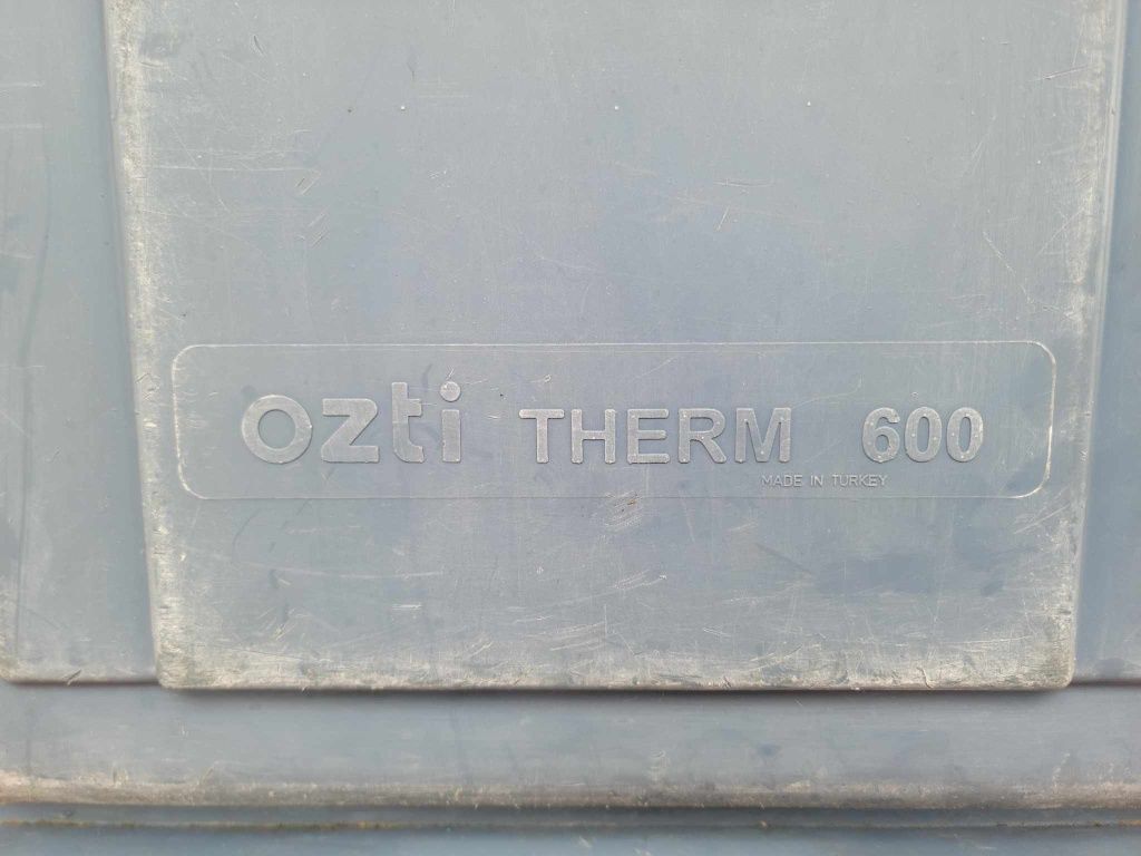 Dois contentores OZTI Therm 600 + tabuleiros inox