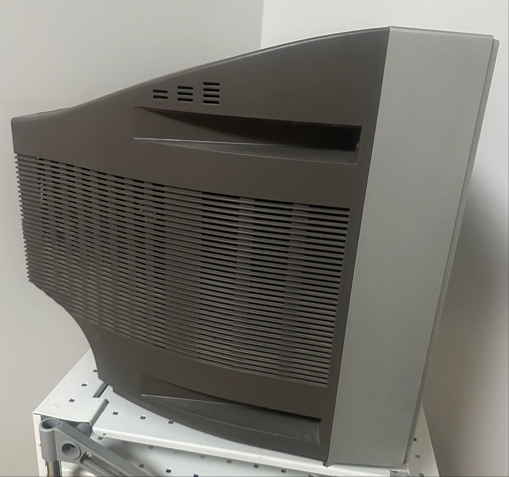 TV  da marca Sony a funcionar perfeitamente